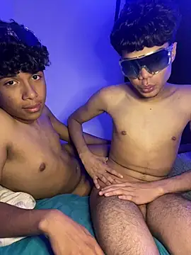 xyon hot online show from September 30, 2:18 am