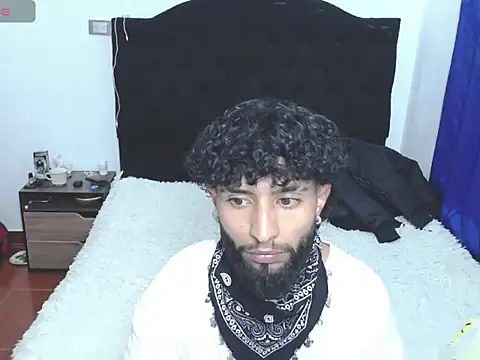  samueldiaz online show from November 23, 7:08 am