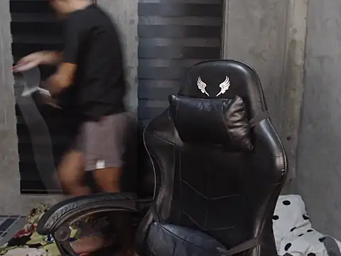 RowyCam online show from January 14, 1:16 pm