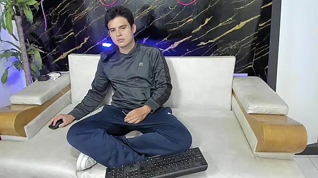 invincible200 online show from September 15, 2:18 pm