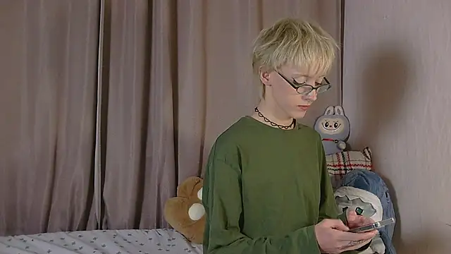 NextVibe  online show from February 19, 6:15 pm