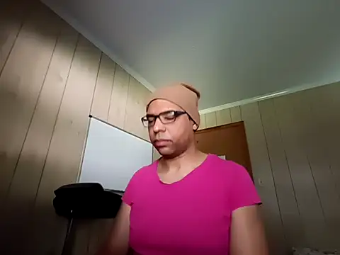 NaturalBeautyQueen online show from September 23, 2:27 pm
