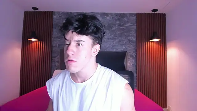 MaxCooper1 online show from October 12, 8:25 pm