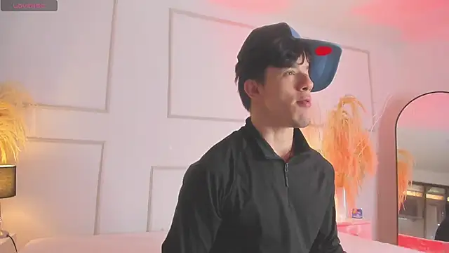 MaxCooper1 online show from October 27, 8:00 pm