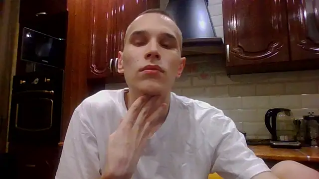 your   honeyy online show from February 22, 3:35 pm