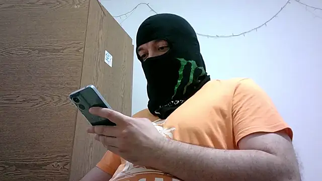 Black Scorpion91 online show from October 23, 5:38 pm