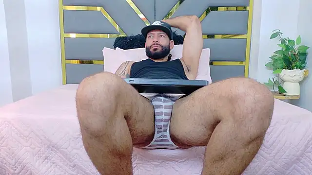 yorbymaxx online show from November 20, 3:11 pm