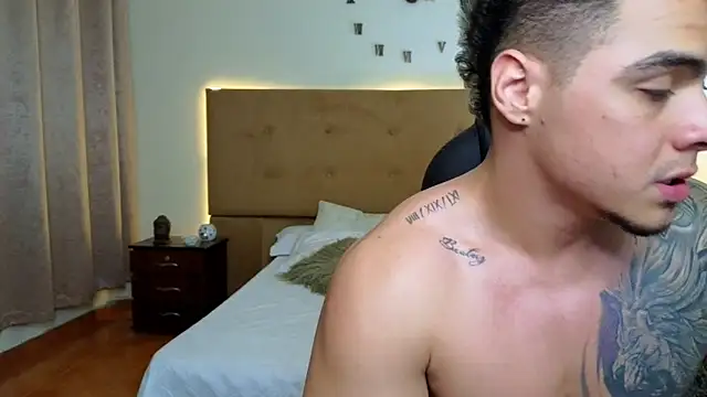 Steven Velez online show from September 20, 3:06 am