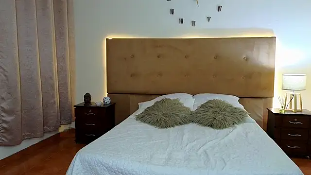 Steven Velez online show from September 29, 3:16 am