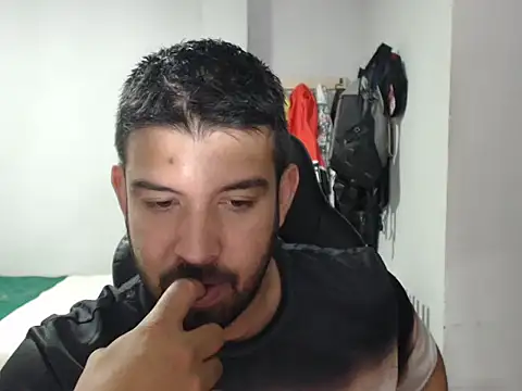 Axel11113 online show from November 22, 3:28 am