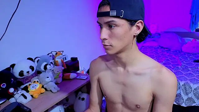 LuClawthorne  online show from September 25, 10:41 pm