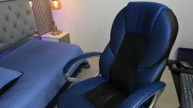 SamBlack  online show from February 19, 3:52 pm