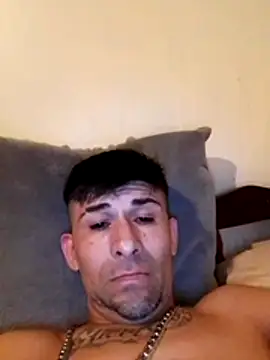 danielguerrerosxh online show from July 24, 11:45 pm