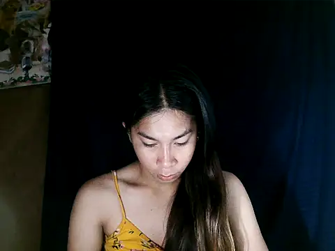 Snapshot of Asian_PrettyAle chatting on September 23, 12:10 am Asian PrettyAle online show from September 23, 12:10 am