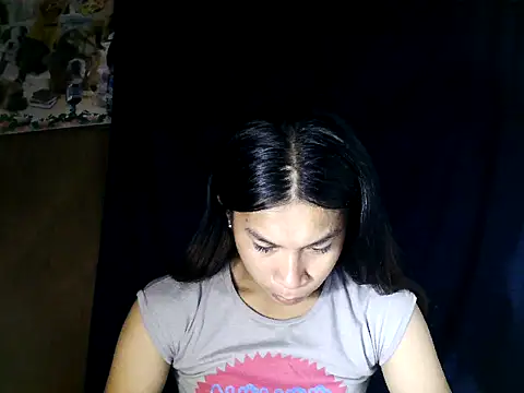 Snapshot of Asian_PrettyAle chatting on September 25, 11:24 pm Asian PrettyAle online show from September 25, 11:24 pm