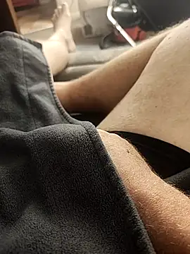 hubbyfun19 online show from November 8, 6:16 am