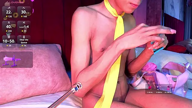 PrincePoppy online show from March 14, 12:39 am