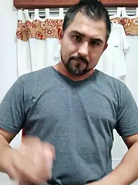 Bradd 32 online show from November 12, 1:55 am