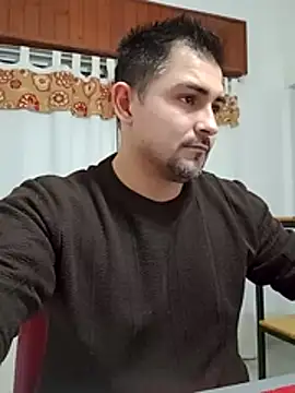 Bradd 32 online show from June 22, 2:17 am