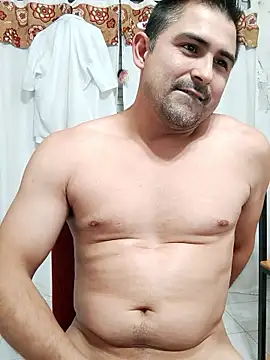 Bradd 32 online show from January 8, 3:45 am