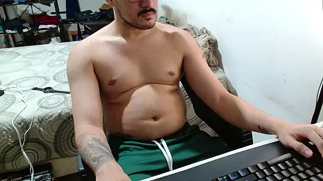 Leonino231 online show from April 2, 9:55 pm