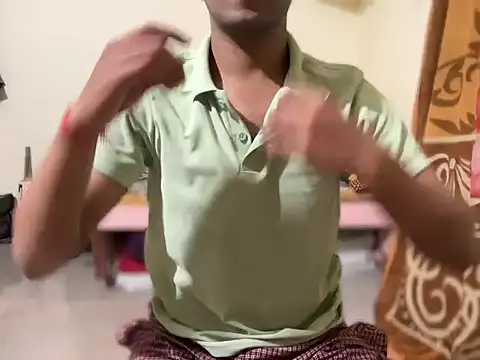 project085 online show from October 27, 3:47 pm