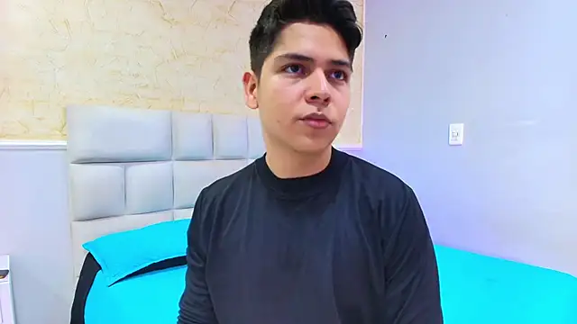 Asta Black online show from November 11, 8:47 pm