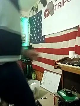 Daddylongleg690 online show from November 28, 8:38 am