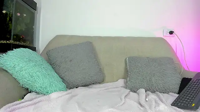 teo saenz online show from October 16, 3:03 am