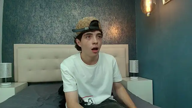 dia fax18 online show from September 13, 12:17 pm