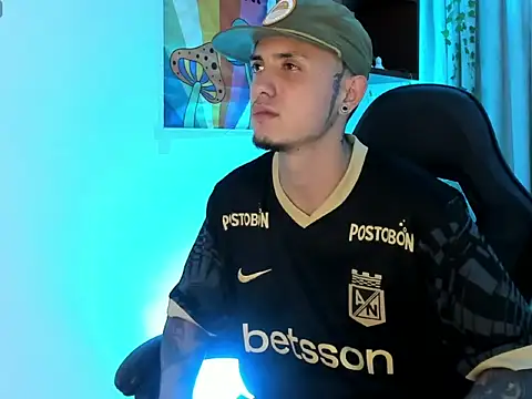 ReyBigx online show from February 28, 2:10 am