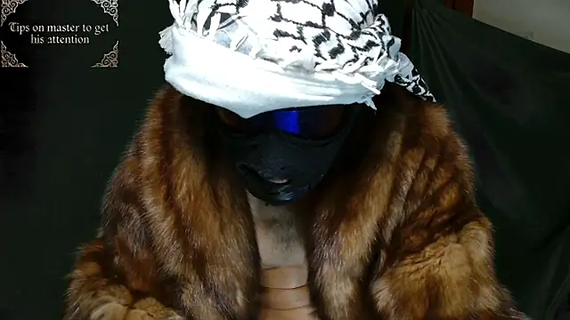 JUSTFORRICH online show from March 13, 11:00 pm