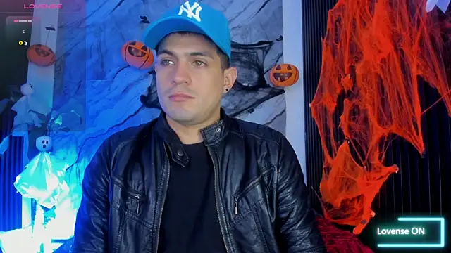 William Steel  online show from October 17, 3:54 am