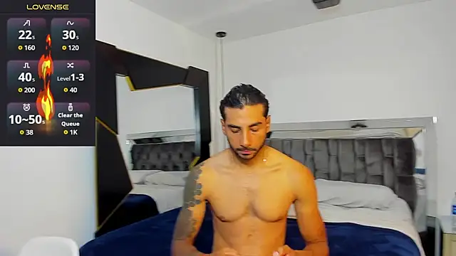 MARC THOMPSON  online show from December 4, 4:03 pm