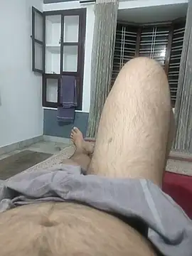 messiclaps online show from November 25, 6:10 pm