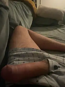 Bigtitsloveshow online show from March 31, 3:52 am