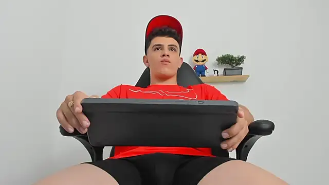 Mikecooper online show from October 8, 5:01 am