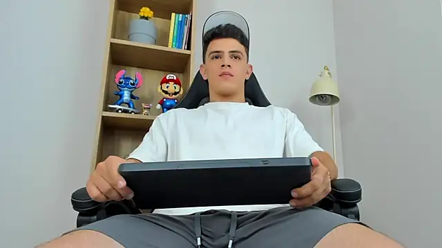 Mikecooper online show from April 14, 12:44 am