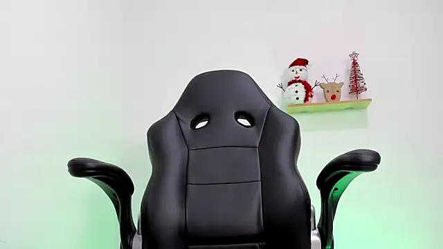 Mikecooper online show from December 21, 11:46 pm