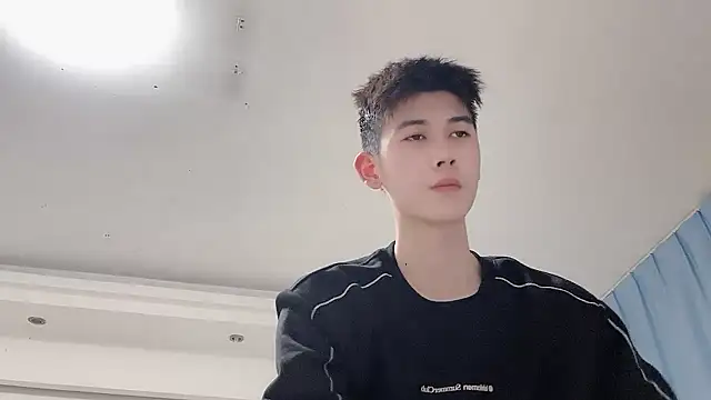 xiaojie2563 online show from January 18, 12:18 pm