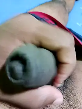 hotblack7 online show from December 17, 7:04 am