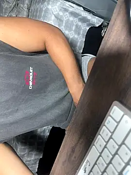 drigoprivaa online show from December 14, 2:51 am