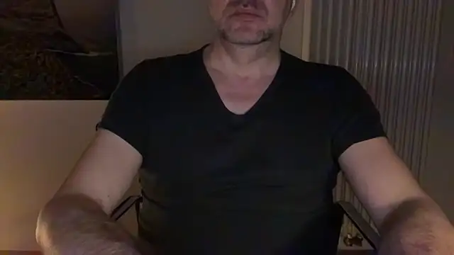 Snapshot of german9inch chatting on March 2, 10:34 pm german9inch online show from March 2, 10:34 pm