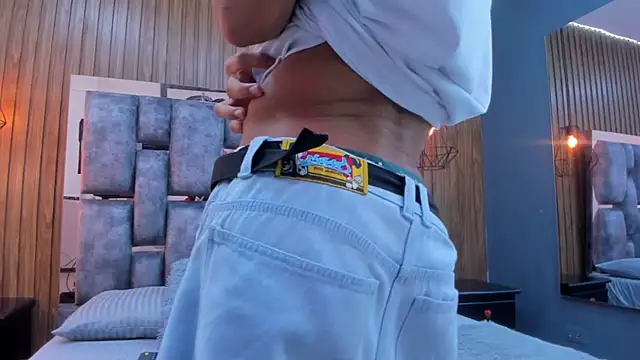 owen  johnson online show from December 2, 11:46 am