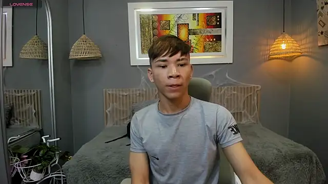 nathanclay online show from October 11, 3:32 am