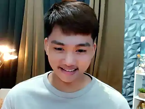 Snapshot of Mister_officer69 chatting on September 13, 9:21 am Mister officer69 online show from September 13, 9:21 am
