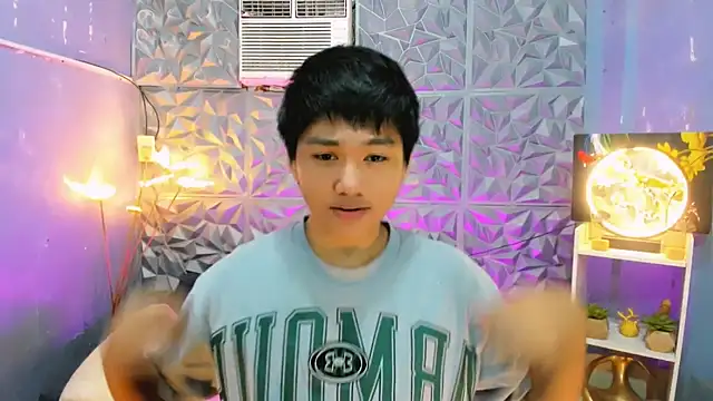 Mister officer69 online show from February 6, 9:28 am