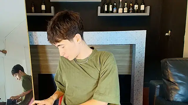  DantFox  online show from November 11, 8:47 pm