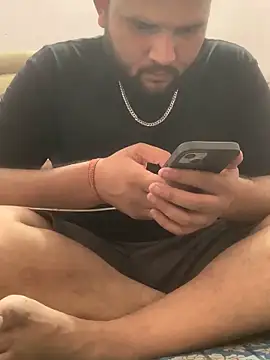 amitsharma7868 online show from April 5, 8:44 am