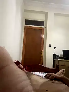 amnnnnnnnnnnn online show from October 16, 4:15 pm